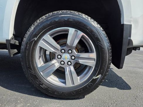Used 2016 Chevrolet Colorado LT w/ Luxury Package, Chrome AWD/4WD image 8