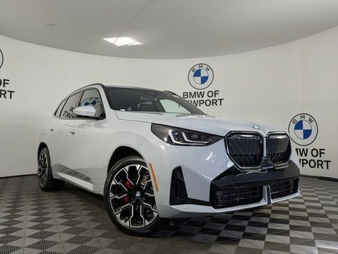 New 2026 BMW X3 xDrive30 w/ Premium Package image 3