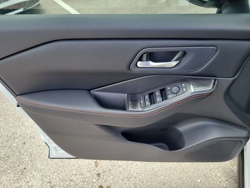 New 2026 Nissan Rogue SV AWD/4WD image 18