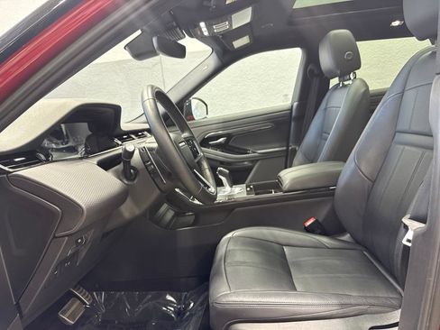 Used 2023 Land Rover Range Rover Evoque R-Dynamic S AWD/4WD image 9