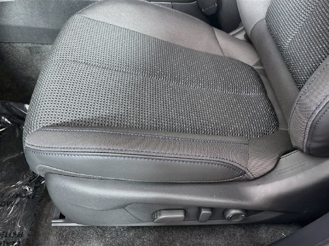 New 2026 Subaru Forester Premium AWD/4WD image 18