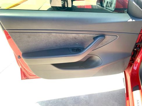 Used 2021 Tesla Model 3 Long Range AWD/4WD image 10