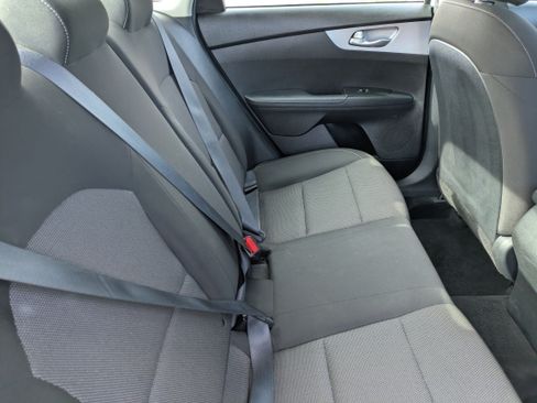 Used 2024 Kia Forte LXS FWD image 13