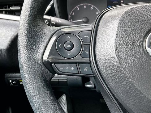 Used 2024 Toyota Corolla LE FWD image 24