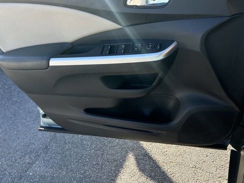 Used 2015 Honda CR-V EX-L image 16