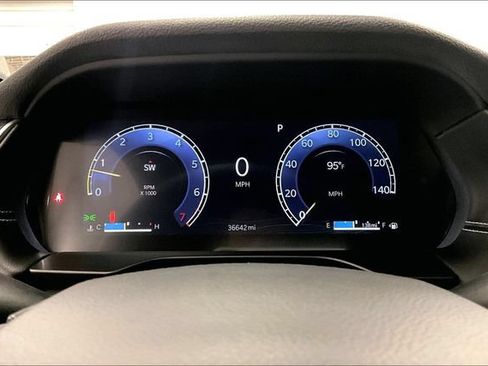 Used 2024 Jeep Grand Cherokee Altitude AWD/4WD image 29