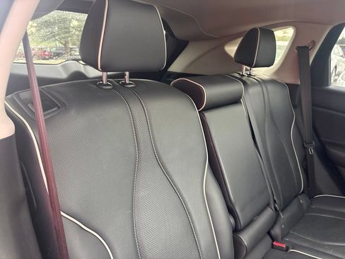 Used 2019 Acura RDX w/ Advance Package AWD/4WD image 33