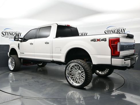 Used 2019 Ford F250 Platinum AWD/4WD image 5