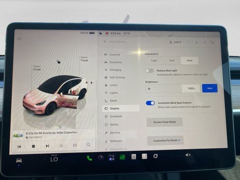 Used 2022 Tesla Model Y Long Range AWD/4WD image 19