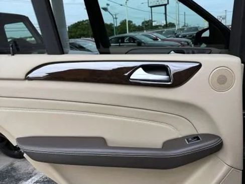 Used 2015 Mercedes-Benz ML 350 2WD w/ Premium 1 Package image 22