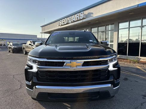 Certified 2025 Chevrolet Silverado 1500 LT image 2