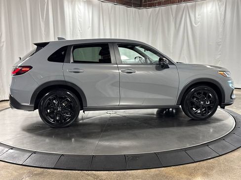 Used 2024 Honda HR-V Sport image 6
