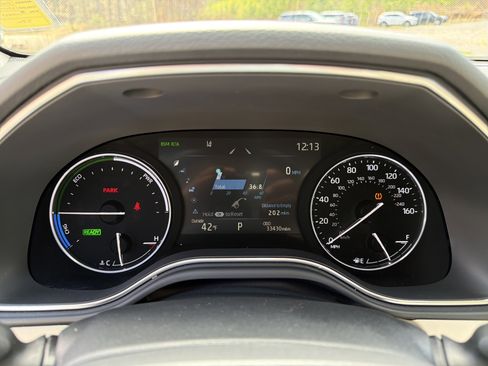 Used 2020 Toyota Avalon Limited image 26