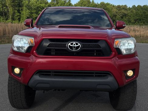 Used 2013 Toyota Tacoma 4x4 Double Cab w/ TRD Sport Pkg image 8