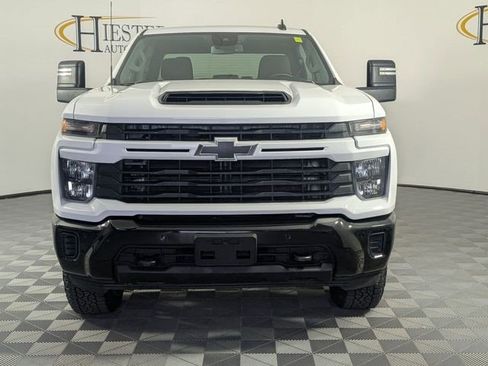 Certified 2025 Chevrolet Silverado 2500 Custom w/ Custom Value Package RWD image 3