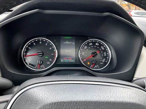 Certified 2022 Toyota RAV4 XLE Premium AWD/4WD image 25