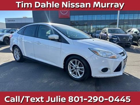 Used 2013 Ford Focus SE FWD image 1
