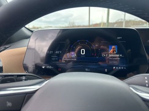 New 2026 Chevrolet Equinox ACTIV FWD image 13
