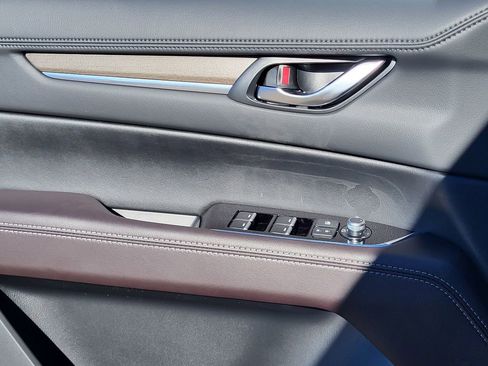 New 2025 MAZDA CX-5 Signature image 17