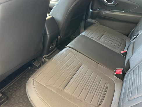 Certified 2025 Hyundai Santa Cruz SE image 15