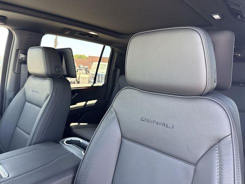 New 2026 GMC Yukon XL Denali w/ Denali Reserve Package AWD/4WD image 22