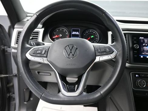 Used 2021 Volkswagen Atlas Cross Sport SE w/ Panoramic Sunroof Package AWD/4WD image 16
