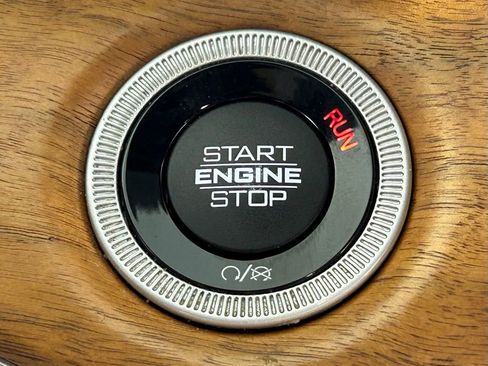 Used 2021 Jeep Grand Cherokee L Summit image 29