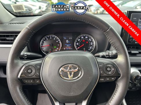 Used 2022 Toyota RAV4 XLE image 30