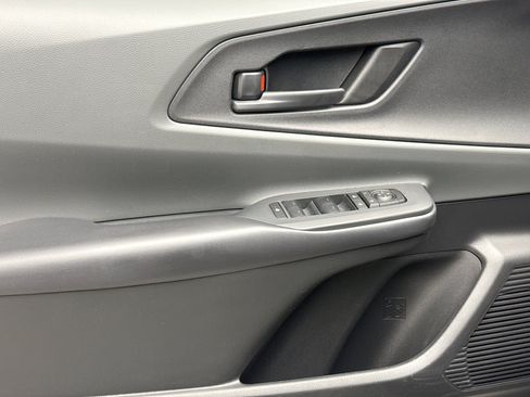 Used 2023 Toyota Prius LE FWD image 9