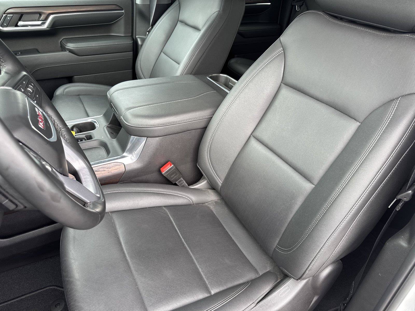 Used 2024 GMC Sierra 1500 SLT w/ SLT Premium Package AWD/4WD image 11