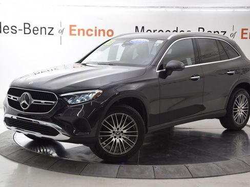 Certified 2026 Mercedes-Benz GLC 300 image 2