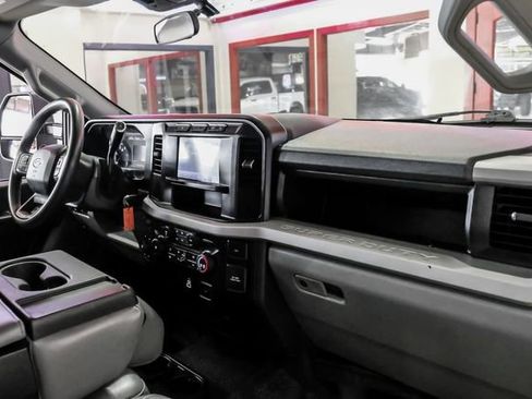 Used 2023 Ford F250 XL w/ FX4 Off-Road Package image 13