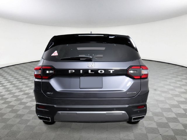New 2026 Honda Pilot Touring image 5