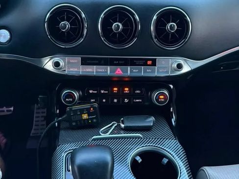 Used 2019 Kia Stinger GT2 RWD image 17