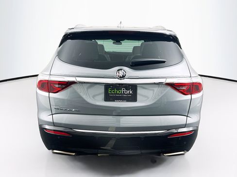 Used 2023 Buick Enclave Essence image 7