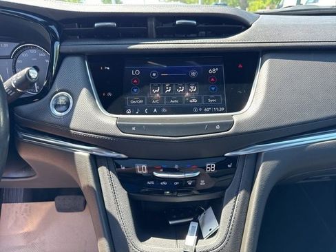 Certified 2023 Cadillac XT5 Premium Luxury AWD/4WD image 13