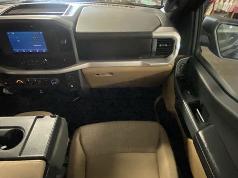 Used 2023 Ford F150 XLT image 17