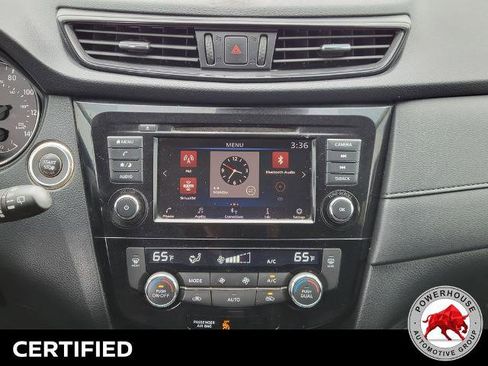 Used 2019 Nissan Rogue SV FWD image 22