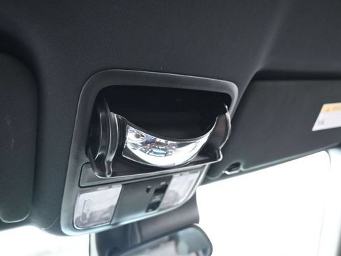 Used 2022 Honda Pilot Sport image 29