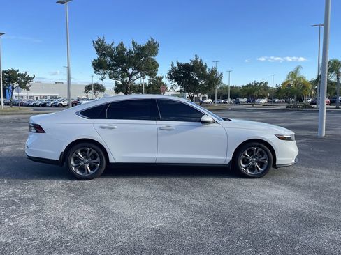 Used 2024 Honda Accord EX image 3