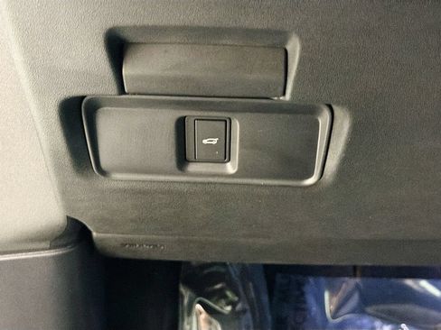 Certified 2025 Land Rover Discovery Sport S AWD/4WD image 10