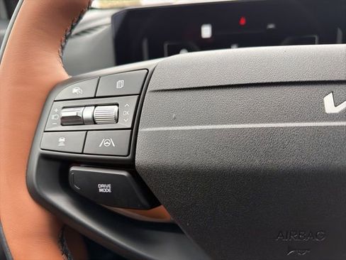 New 2026 Kia Sportage X-Line w/ X-Line Technology Package AWD/4WD image 18