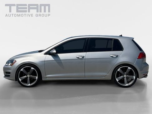 Used 2017 Volkswagen Golf Wolfsburg Edition FWD image 4