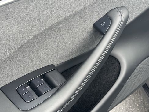 Used 2024 Tesla Model 3 Long Range RWD image 14