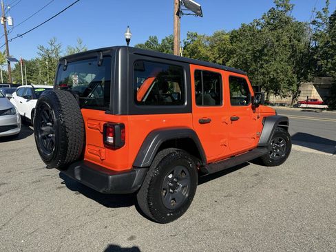Used 2018 Jeep Wrangler Unlimited Sport AWD/4WD image 7