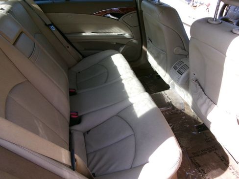 Used 2008 Mercedes-Benz E 320 BlueTEC Sedan image 15