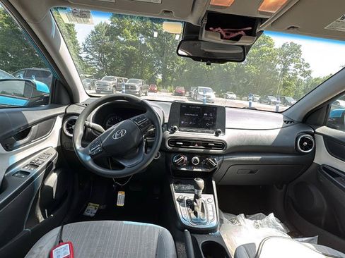 Used 2022 Hyundai Kona SEL FWD image 4