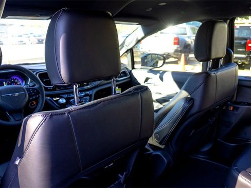 New 2026 Chrysler Pacifica Select w/ S Appearance Package image 20