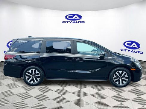 Used 2025 Honda Odyssey EX-L image 2