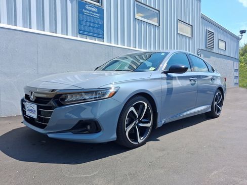 Used 2022 Honda Accord Sport image 1